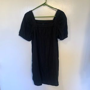 Old Navy Puff Sleeved Square Neck Tunic Dress in Black